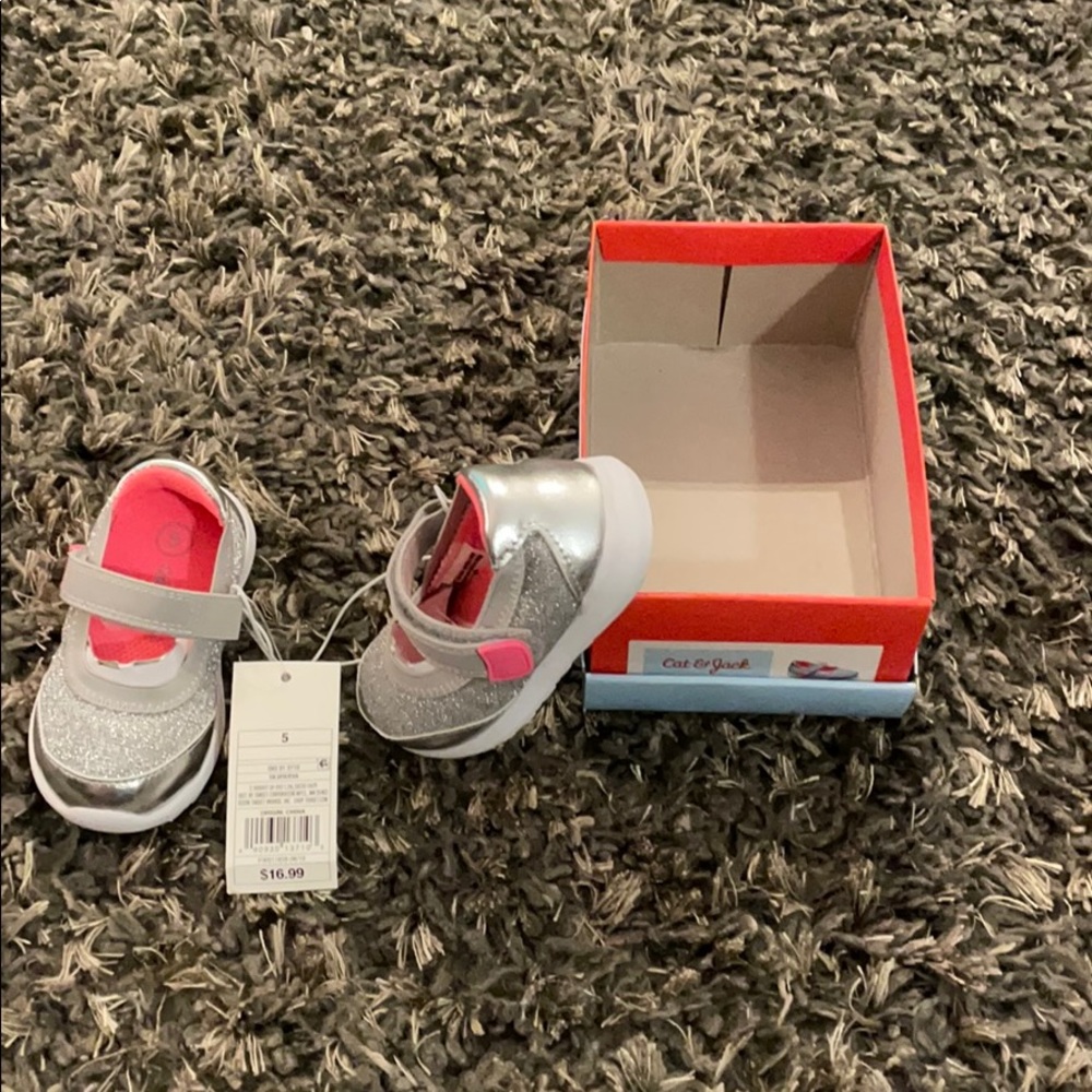 NWT Cat & Jack easy-on shoes